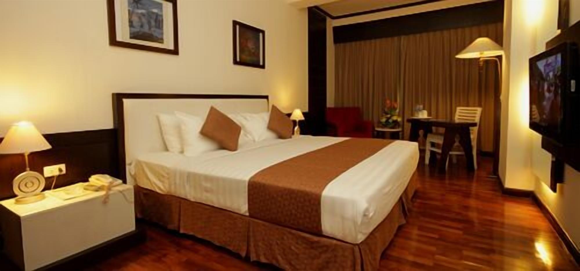 Hotel Maharadja Cakarta Dış mekan fotoğraf