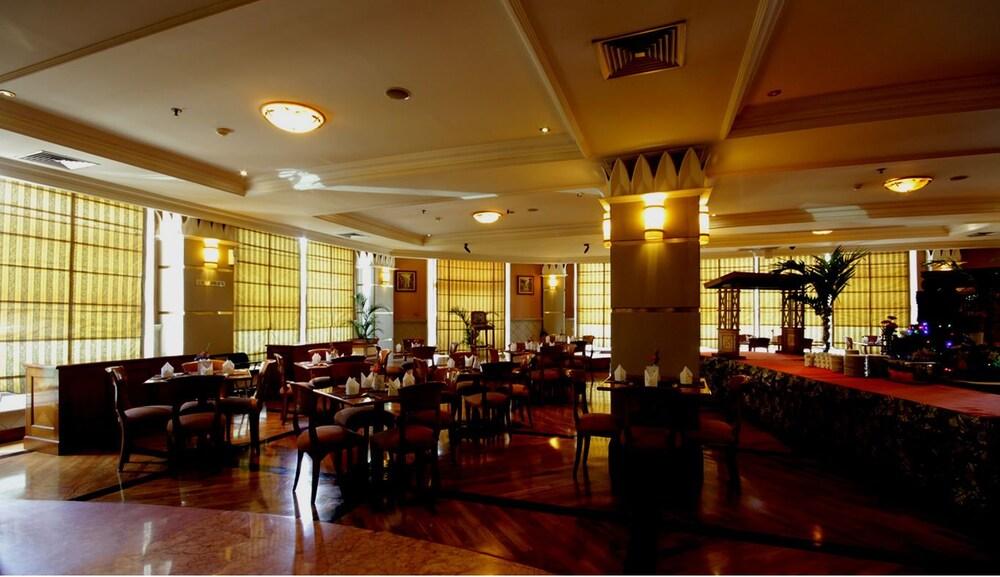 Hotel Maharadja Cakarta Dış mekan fotoğraf