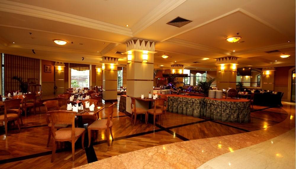 Hotel Maharadja Cakarta Dış mekan fotoğraf
