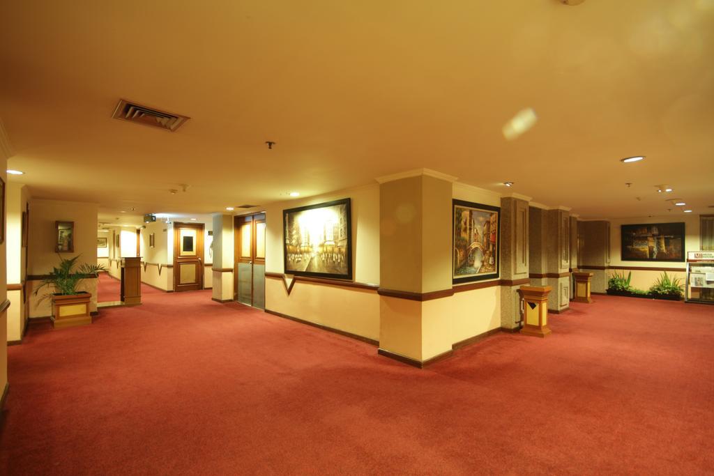 Hotel Maharadja Cakarta Dış mekan fotoğraf