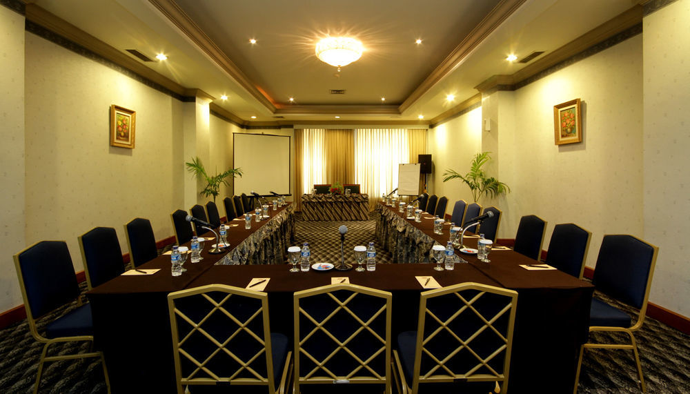 Hotel Maharadja Cakarta Dış mekan fotoğraf