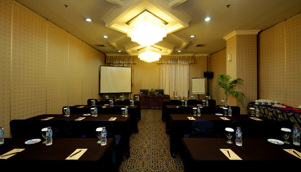 Hotel Maharadja Cakarta Dış mekan fotoğraf